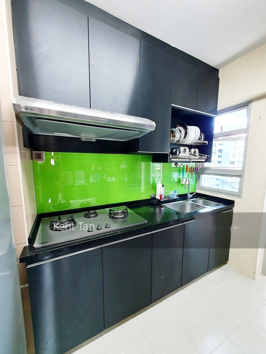 Blk 303B Punggol Central (Punggol), HDB 4 Rooms #216800471